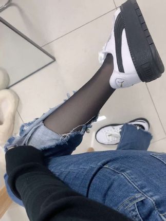 小芋泥yyy打扑克视频解密，网络热议的背后有哪些真相？