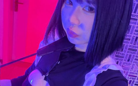 Tina很妖孽呀白色纯欲吊带作品图集，白色吊带写真集