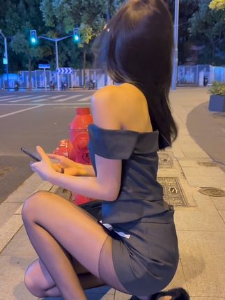 脸红mm和老头的视频事件解析，网络流行梗的由来