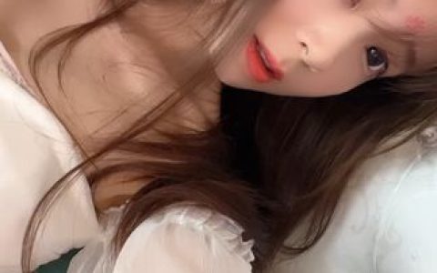 七七仙女在抖音的走红之路,独特风格吸粉无数