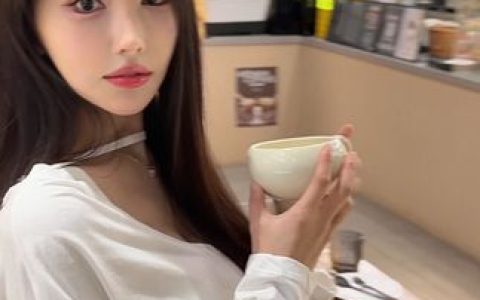 斗鱼小小酥微博名字叫什么来着啊,探讨小小酥微博名字的创意和个人风格