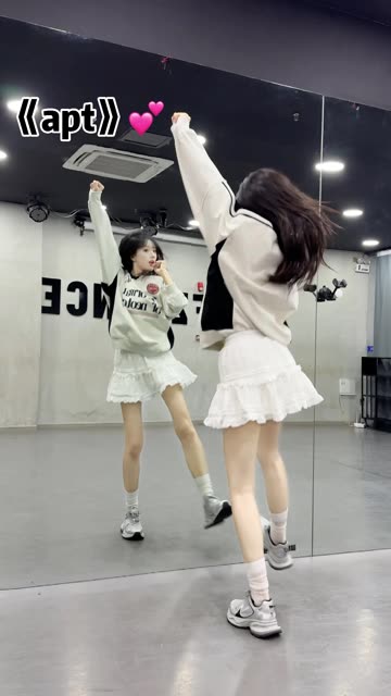 网易CC椰羊妹妹直播热舞精选，含双人热舞