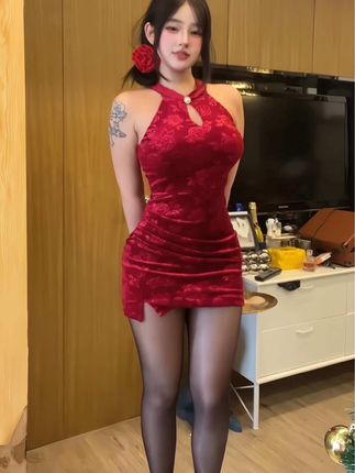 探讨小u优优子微密圈中的魅力（抖音红人小u优优子的微密圈内容）