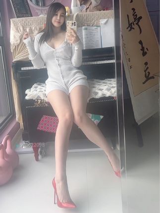冰泉女神原名，揭开她的真实姓名与身份背景
