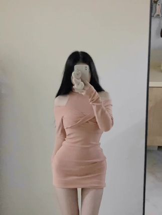 小芋泥yyy早期作品揭秘，她的成长之路如何吸引了众多关注？