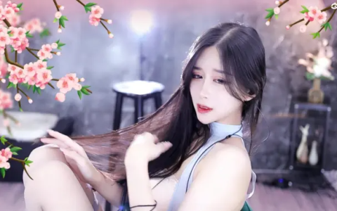 小恩雅跳舞她如何突破传统舞蹈界限,从小恩雅跳舞看舞蹈艺术的创新与突破