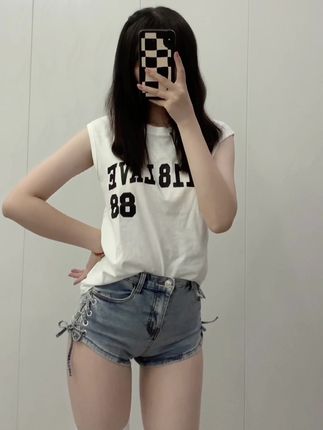 林扣弦微密圈资源解析加入她的圈子值得吗？抖音清纯女神的圈子大揭秘