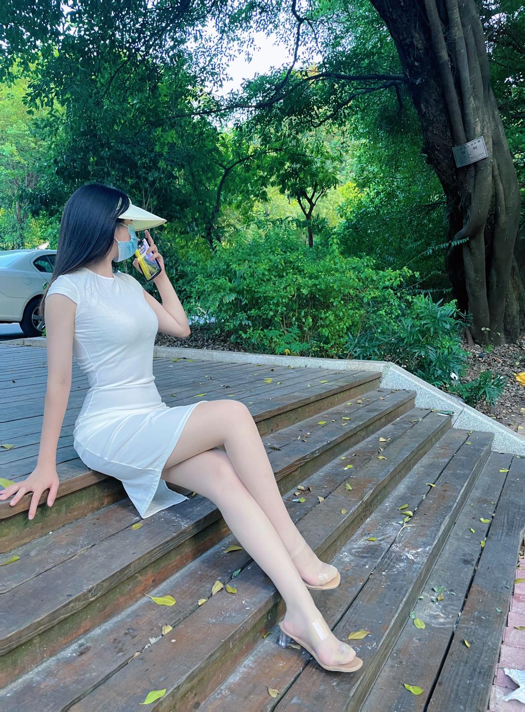 玉帛微密圈VIP付费帖，09月13日纯欲风写真全集