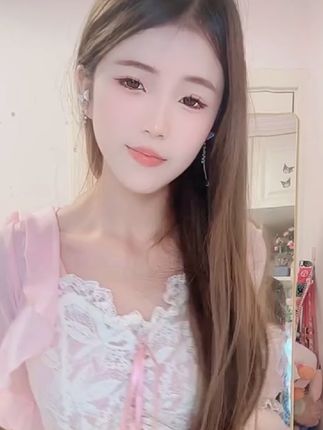 快手男王是谁？她的真实身份终于揭晓
