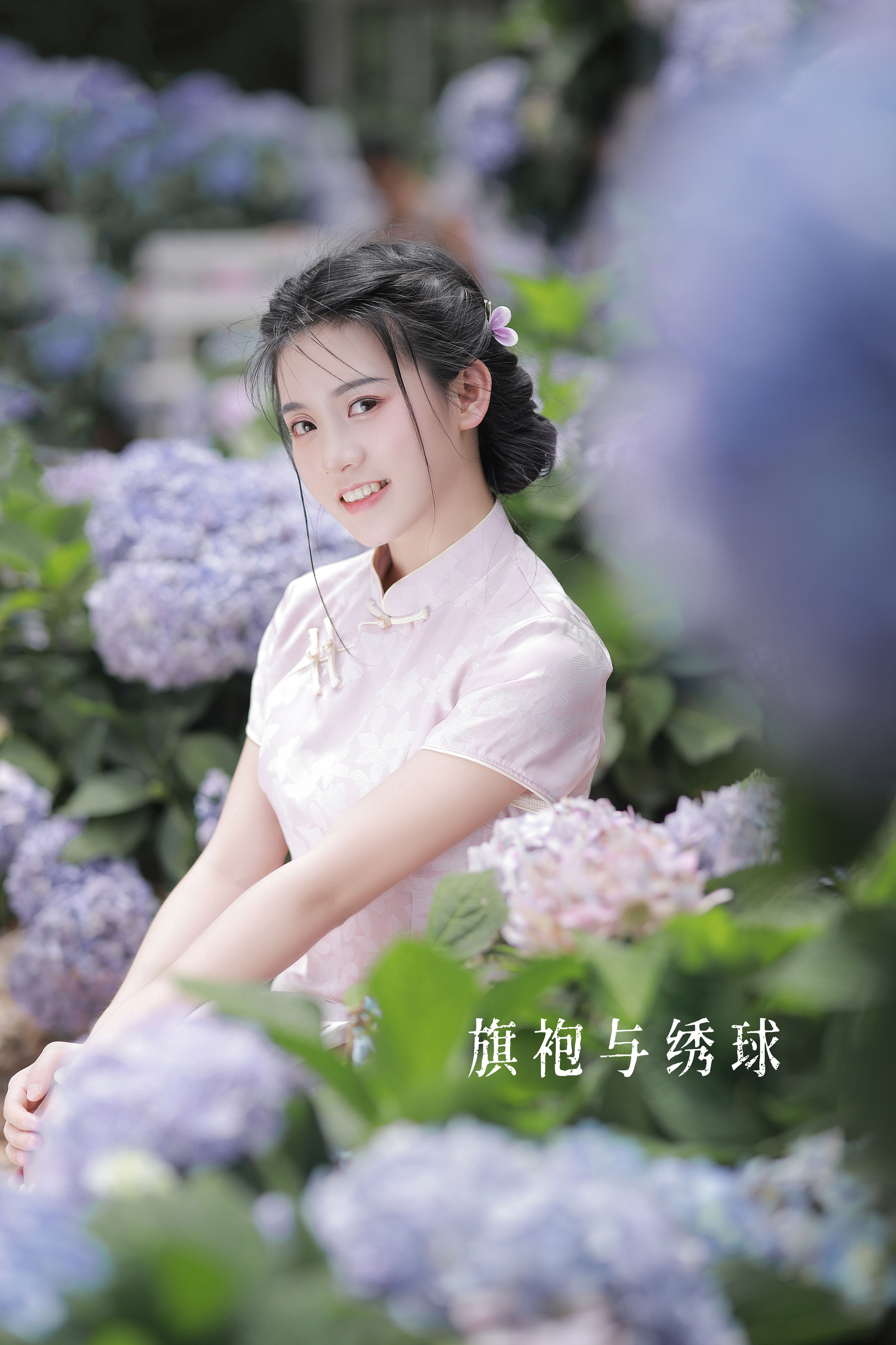 [YiTuYu艺图语] 小郑同学《旗袍与绣球》 好看的4K高清无水印纯欲妹子意境唯美写真完整版图集