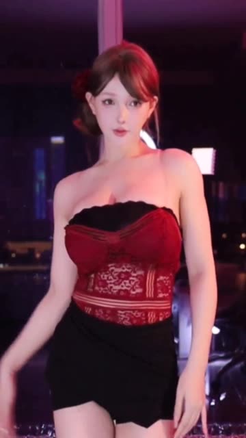 网易CC深田老师的定制服务简介，如何参与与体验？