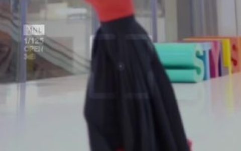 猪小七游泳视频原拍曝光!猪小七性感泳装视频全网疯传