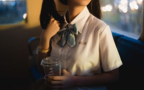 中秋集会唯美 美好 光影 夜景人像 写真集 少女 – YiTuYu艺图语