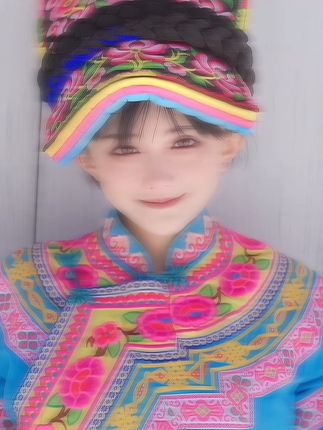 古阿扎高清图片欣赏，她的美丽照片如何俘获粉丝？