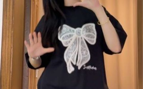 蓝云小园双视角舞蹈视频,多角度欣赏她的表演