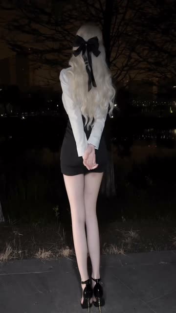 牛奶里的果汁微密圈图片，透视黑网纱写真大赏