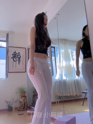 快手小阿姨王炸定制舞蹈全集，快手小阿姨王炸合集