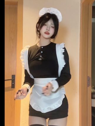 naimi奶咪全集，从网络红人到时尚icon，她的每一部作品都值得一看