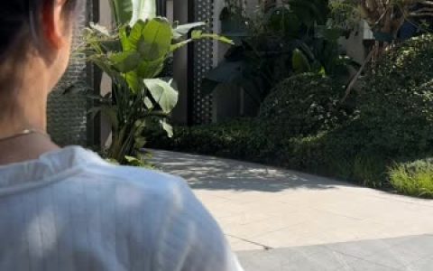 詹詹(詹妮)0220微密圈精选图集,私密写真打包下载