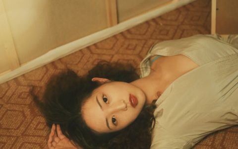 千千《慢慢的你》 – YiTuYu艺图语