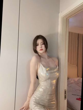 抖音迷人的张奶奶私人定制视频曝光，视频内容是真是假？