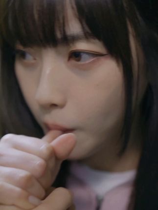 董顾冉写真集锦，她的性感风格一览