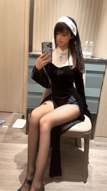 快手小语（碎觉觉）跳舞视频，她的舞蹈风格深度解析