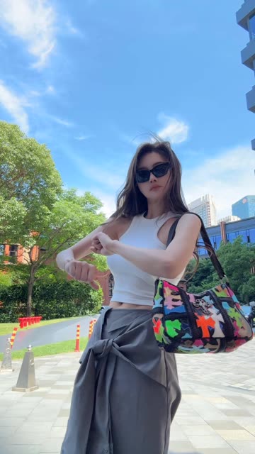 抖音温婉BGM音乐合集，她的音乐选择为何如此受欢迎？