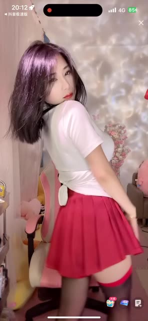 快手小奶球的真名，真实名字与个人背景揭秘