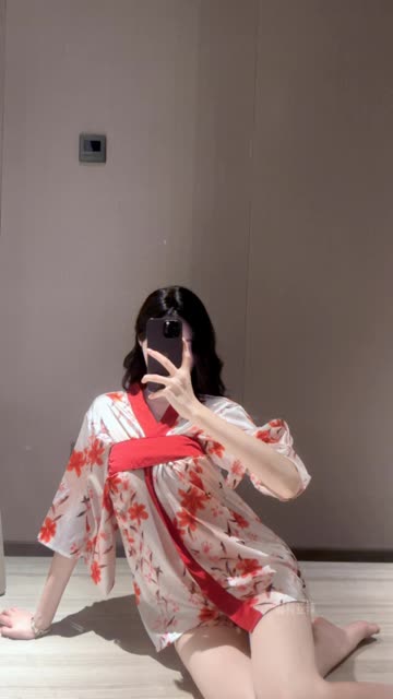 【麻利亚辣】lala的身材是真滴辣呀~网友直呼受不了，微密圈最火辣的身材展示