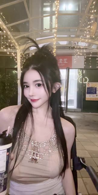 雪儿baby粉丝福利，从热舞到问答的全面互动