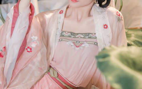 钰子Tamako《水芙蓉》 – YiTuYu艺图语