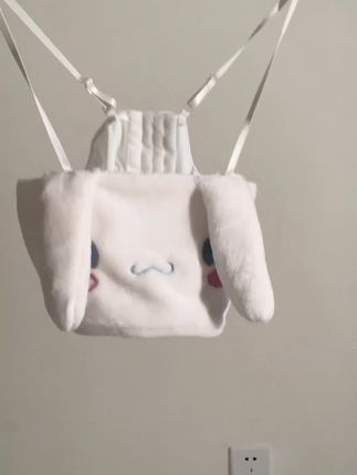 小芋泥yyy早期作品揭秘，她的成长之路如何吸引了众多关注？