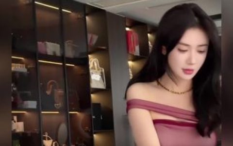 网易CC果果超哇塞呀土豪定制舞蹈，独特内容为何爆红？