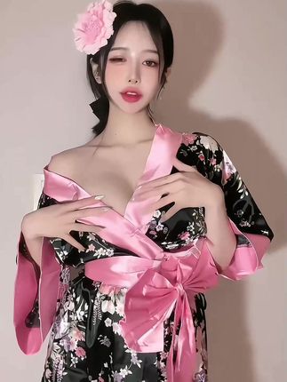 小猫咪CK的微密圈时尚穿搭，学习时尚秘籍