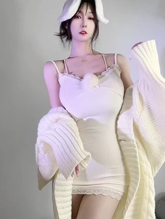 网易CC奶尤最新动态，微博改名后如何找到她？