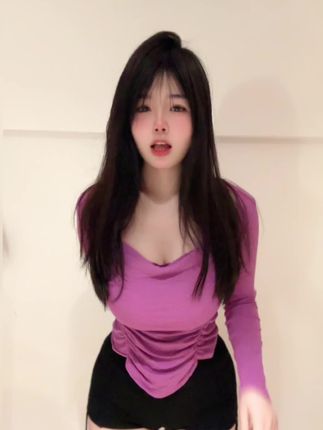 cc甜瓜瓜跳舞视频完整集，如何在平台观看她的作品？