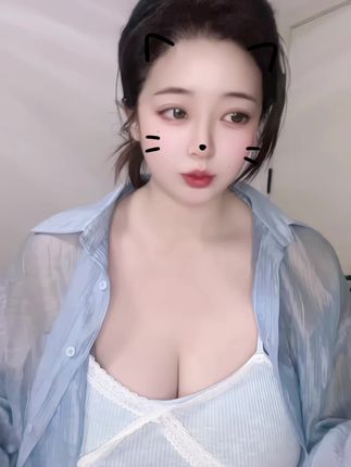 软糖熊直播热舞现场，高人气舞蹈片段一览