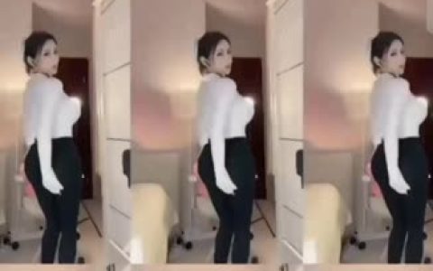 快手二姐疼你定制版热舞视频,她的私人订制舞蹈分享