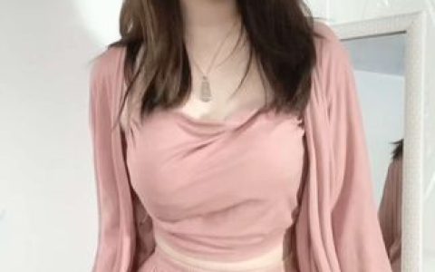 抖音甜子哟维密圈图片视频资源欣赏，感受她的活泼可爱