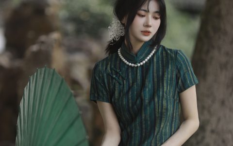 绿意旗袍复古 优雅 怀旧 女郎 旗袍摄影 江南 绿色 清冷美人 – YiTuYu艺图语