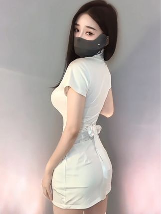 斗鱼何菱吧，加入她的贴吧，关注她的最新动态与作品