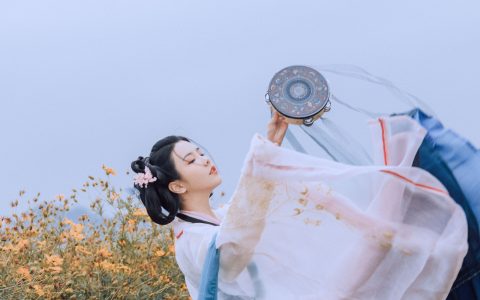三重子-kiki《秋日芳菲》 – YiTuYu艺图语