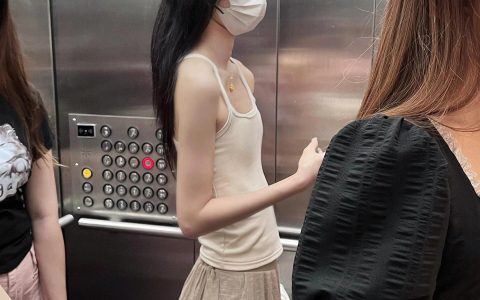 脸红Dearie,健身网红的完美身材,你真的能抗拒吗?