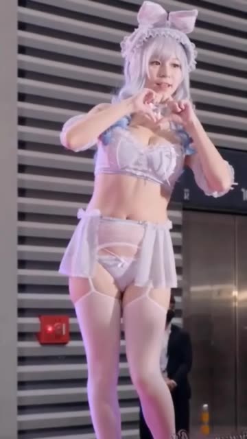 一小央泽附 4 个小视频，越看越漂亮