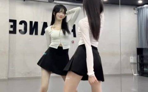 网易CC直播椰羊妹妹舞蹈合集,观看她直播中的高光时刻