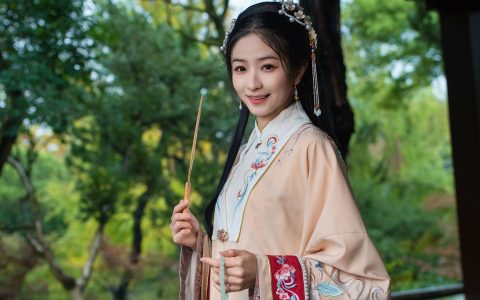 汉服游园汉服 模特 美人 古装 写真 少女 – YiTuYu艺图语