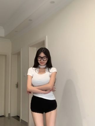 抖音智桃Lucky微密圈大揭秘，微密圈资源与时尚品味并存的智桃