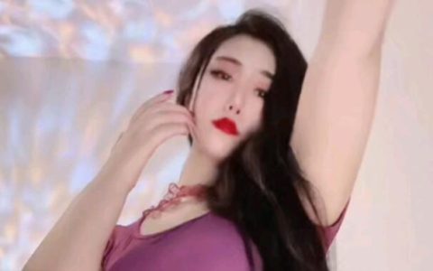 快手安妮朵朵正能量视频是否真实？分析她的正能量风格