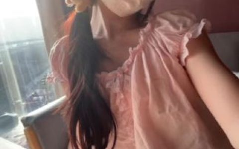 觅圈无欲无求的推土君馨馨酱，微密圈网红魅力四射